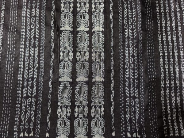 Corte únicos fondo negro y blanco