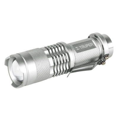 Linterna de Mano a Baterías LED de 40 Lm