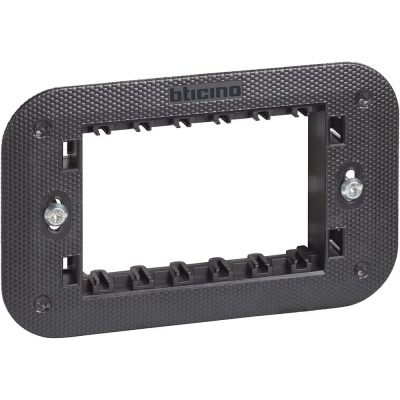 Soporte de Placa con Carcasa Protectora Living Now de 3 Módulos