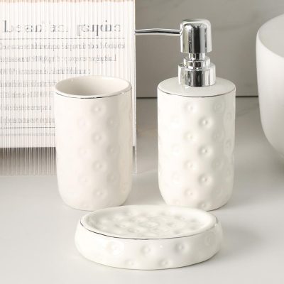 Set de Accesorios para Baño de Cerámica Color Blanco Diseño Relieve 3 Pzas